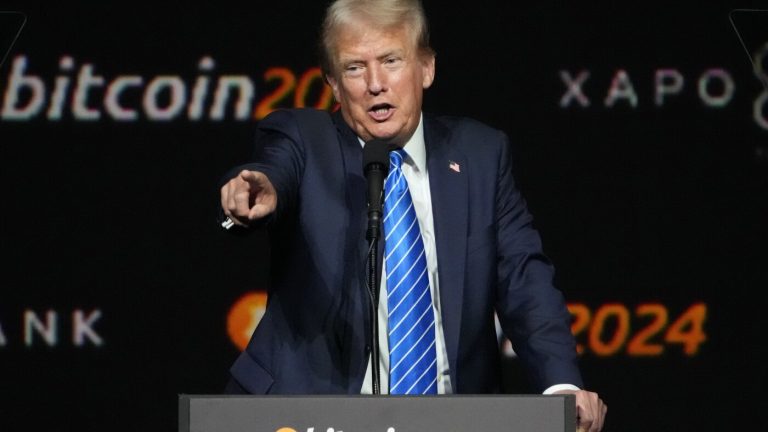 Trump a promis une révolution crypto. Alors pourquoi le Bitcoin plante-t-il ?