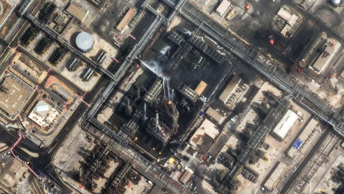 Des missiles frappent des installations énergétiques au Moyen-Orient : NPR