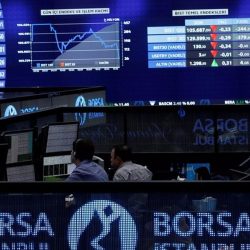 La Bourse démarre la demi-journée en baisse
