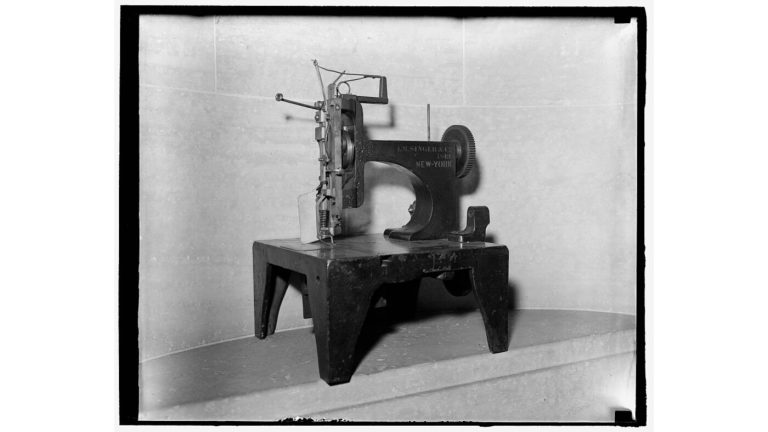 L&rsquo;histoire de la machine à coudre, des logiciels et de la communauté de brevets : Planet Money : NPR