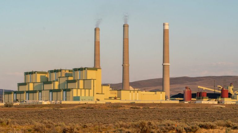 Les propriétaires veulent fermer cette centrale au charbon du Colorado. L’administration Trump dit non