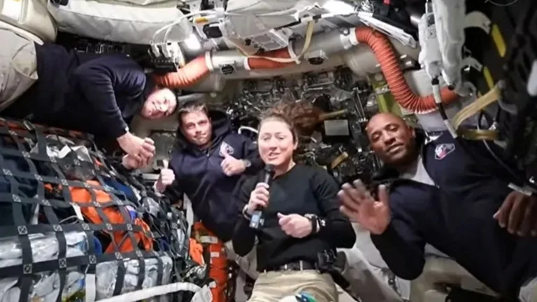 Les gens qui sont allés le plus loin de la Terre… Artemis 2 a atteint son objectif