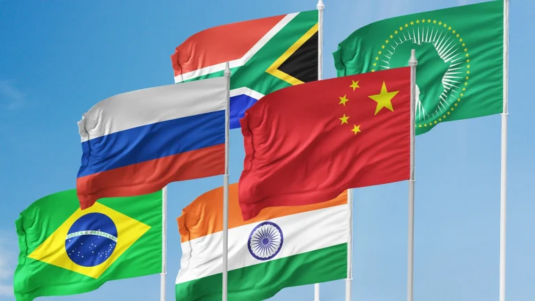Objectifs Pékin et New Delhi ! Deux sommets dans le monde multipolaire