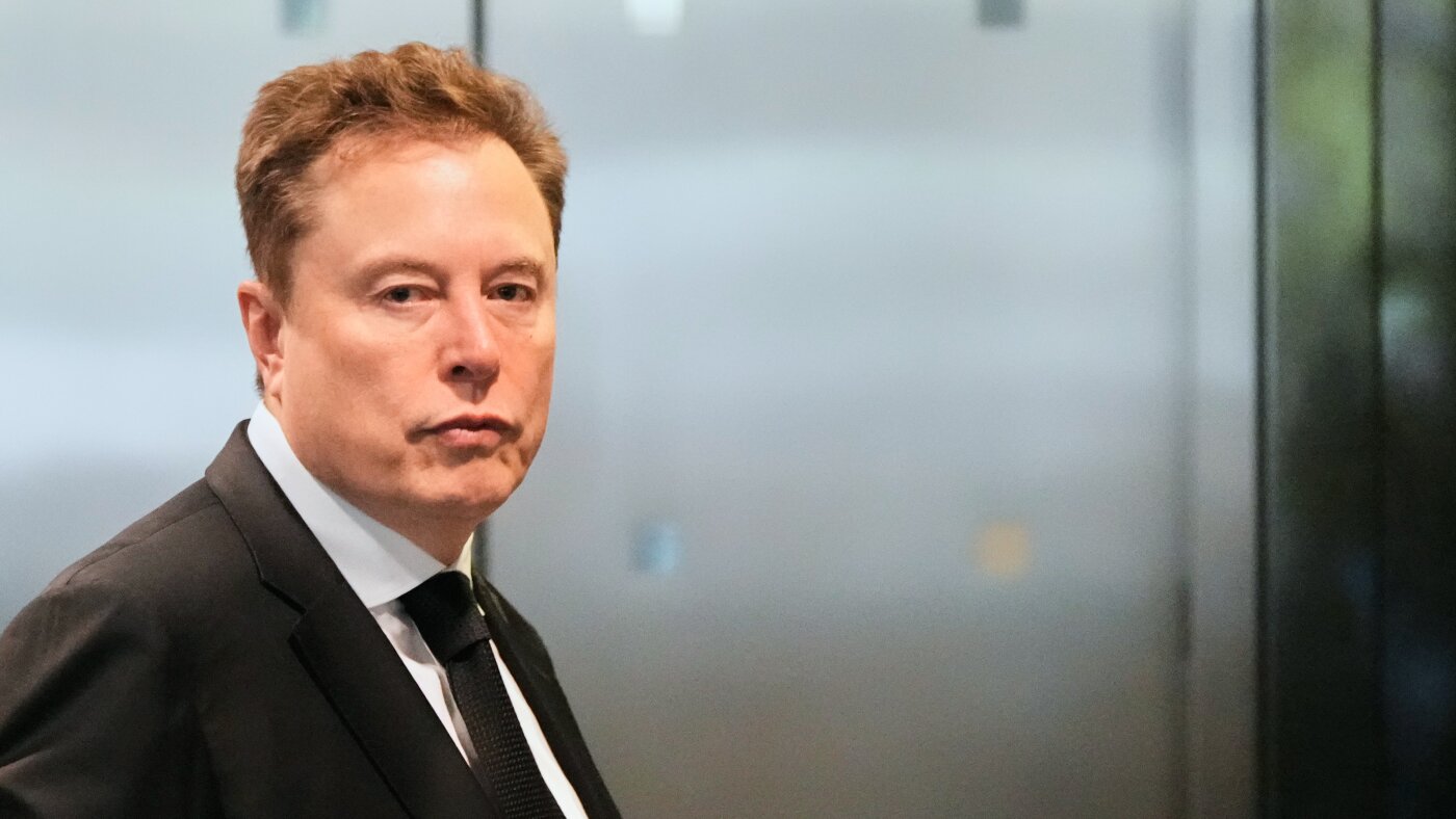 Elon Musk témoigne contre OpenAI et demande l'éviction de Sam Altman