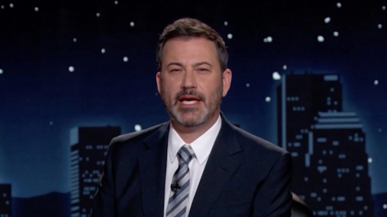 Jimmy Kimmel répond à l&rsquo;appel de Trump à son licenciement suite à une blague sur la Première dame