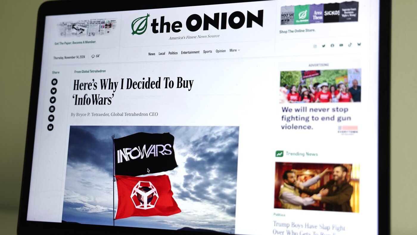 La tentative de The Onion de reprendre Infowars est portée devant la Cour suprême du Texas