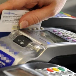 Les paiements par carte ont atteint 2,6 billions de lires