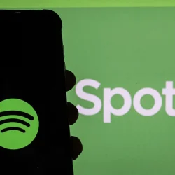 L&rsquo;innovation dont on parle tant de Spotify ! Un nouvel outil d&rsquo;intelligence artificielle créera un podcast spécialement pour vous