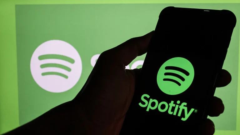 Nouvelle ère dans Spotify : elle ne sera donnée qu&rsquo;aux vrais artistes, pas à l&rsquo;intelligence artificielle !