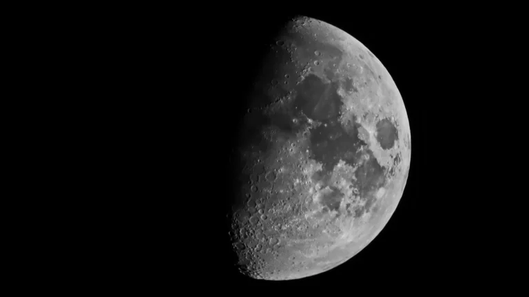 Rendez-vous incontrôlé en route vers la Lune : la fusée SpaceX va s&rsquo;écraser à 7 fois la vitesse du son