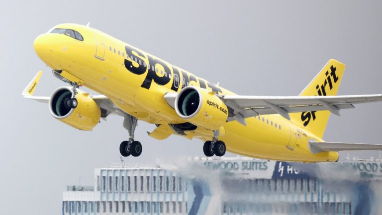Spirit Airlines cesse ses activités après des difficultés financières croissantes