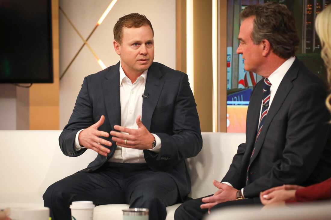 Spencer Pratt parle lors d'une apparition sur "Renard et amis" au siège de Fox News le mercredi 28 janvier 2026, à New York. (Photo par Andy Kropa/Invision/AP)