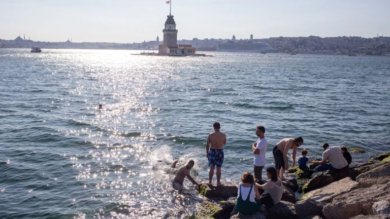 La crise climatique nous laisse sans sommeil, nous perdons 7 nuits chaque année