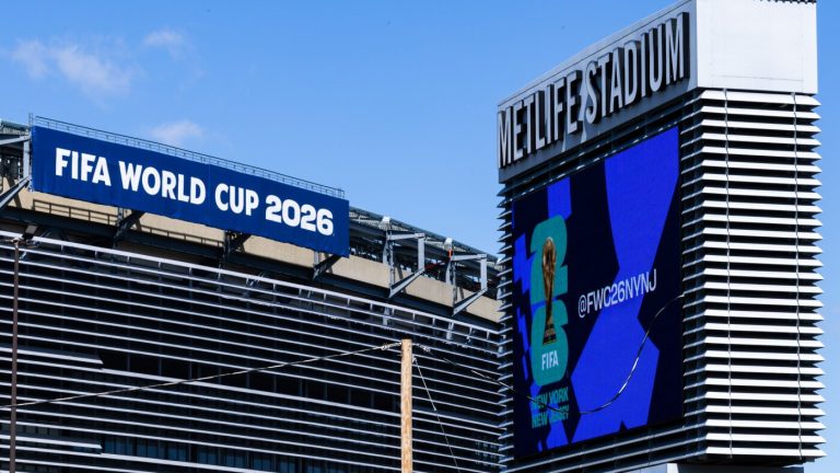 Alors que les coûts s&rsquo;additionnent, certains dans le New Jersey sont furieux à propos de la Coupe du Monde : NPR