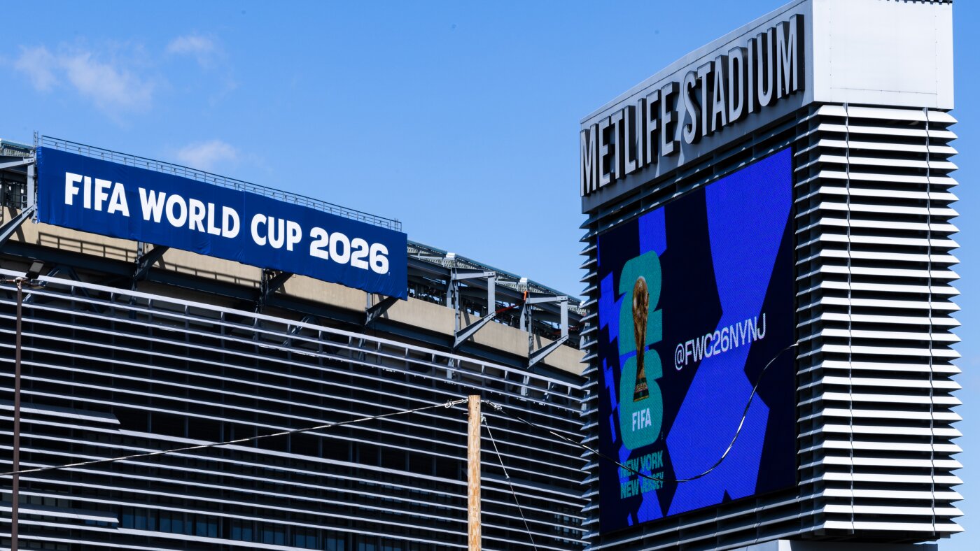 Alors que les coûts s'additionnent, certains dans le New Jersey sont furieux à propos de la Coupe du Monde : NPR