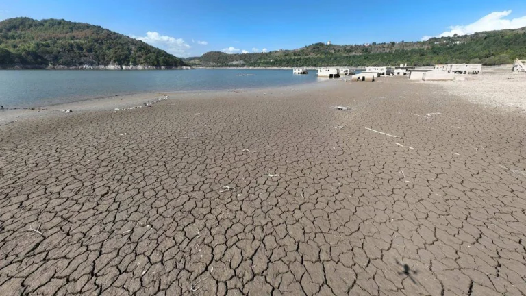 Notre eau va être gaspillée, 26,6 milliards de dollars sont-ils un gaspillage ?
