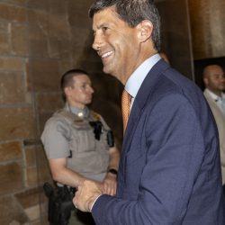 Kevin Warsh, de la Fed, prévient que l&rsquo;inflation est trop élevée et que des hausses de taux sont à prévoir