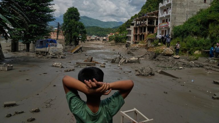La fonte des glaciers a contribué aux inondations meurtrières au Népal. On peut s&rsquo;attendre à plus de ce genre