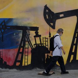 L’accord pétrolier américain avec le Venezuela ne fera pas baisser les prix du gaz. Voici ce que vous devez savoir