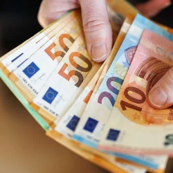 Les Européens gardent de l’argent liquide chez eux… La raison est claire