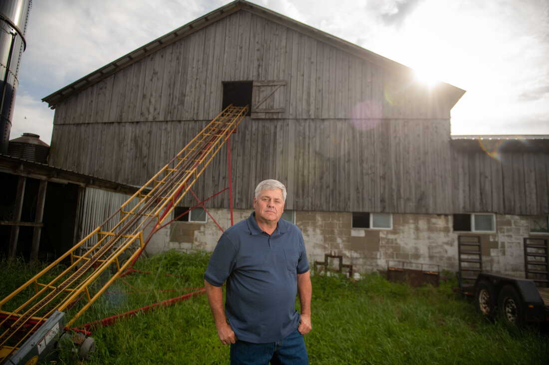 La plupart des agriculteurs qui pratiquent des cultures en rangs devraient perdre de l’argent en 2026 pour la quatrième année consécutive. "Ils paient beaucoup plus pour faire pousser une récolte et ils ne gagnent pas assez pour cela," dit un économiste du Farm Bureau. 