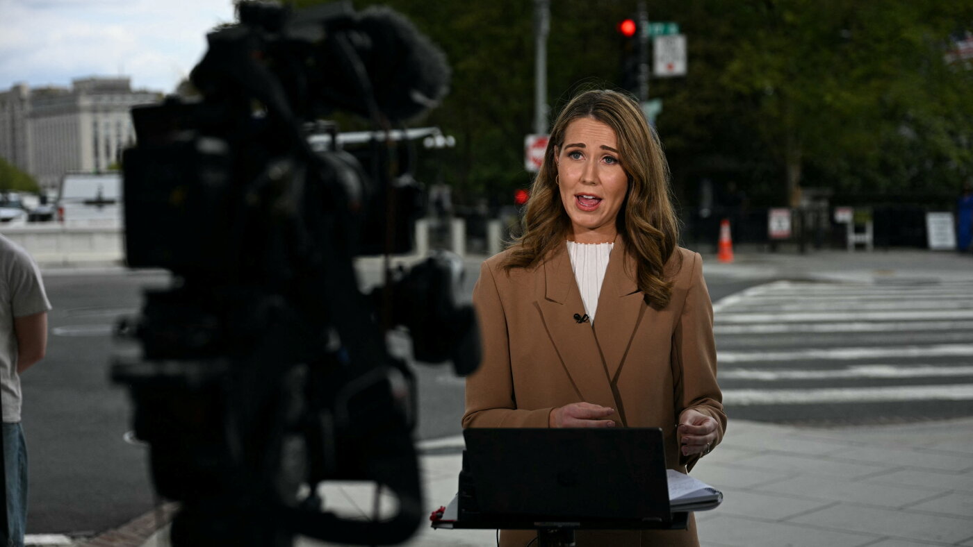 CNN, MS NOW et Politico poursuivent Trump après avoir été exclus de la Maison Blanche