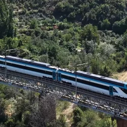 Début de la production de masse du train national à grande vitesse