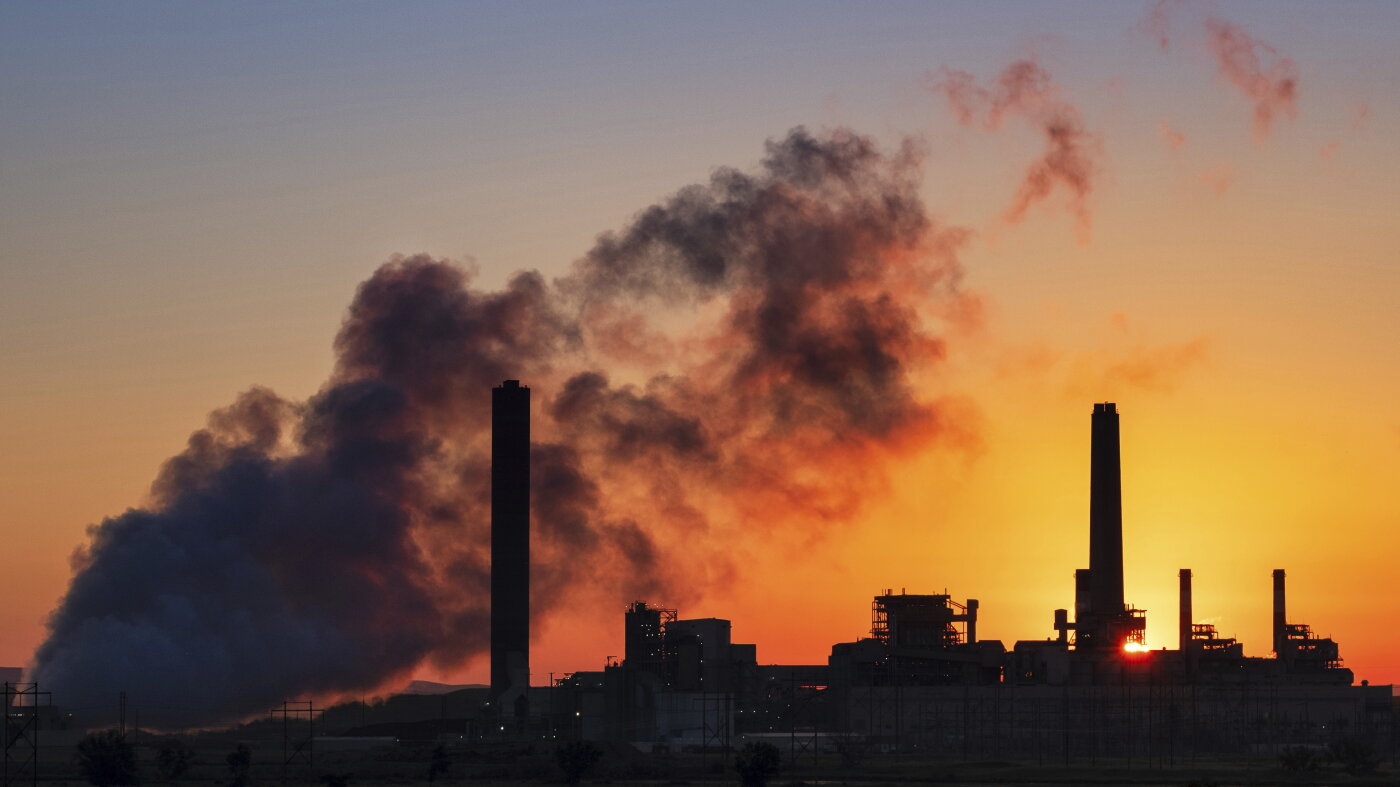 L'EPA de Trump abroge les limites de pollution des centrales électriques à combustibles fossiles