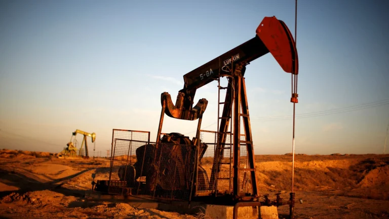 L&rsquo;offre mondiale de pétrole a diminué de 1,6 million de barils en août
