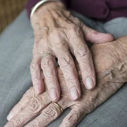 Modèle turc pour la population vieillissante : l&rsquo;assurance dépendance arrive