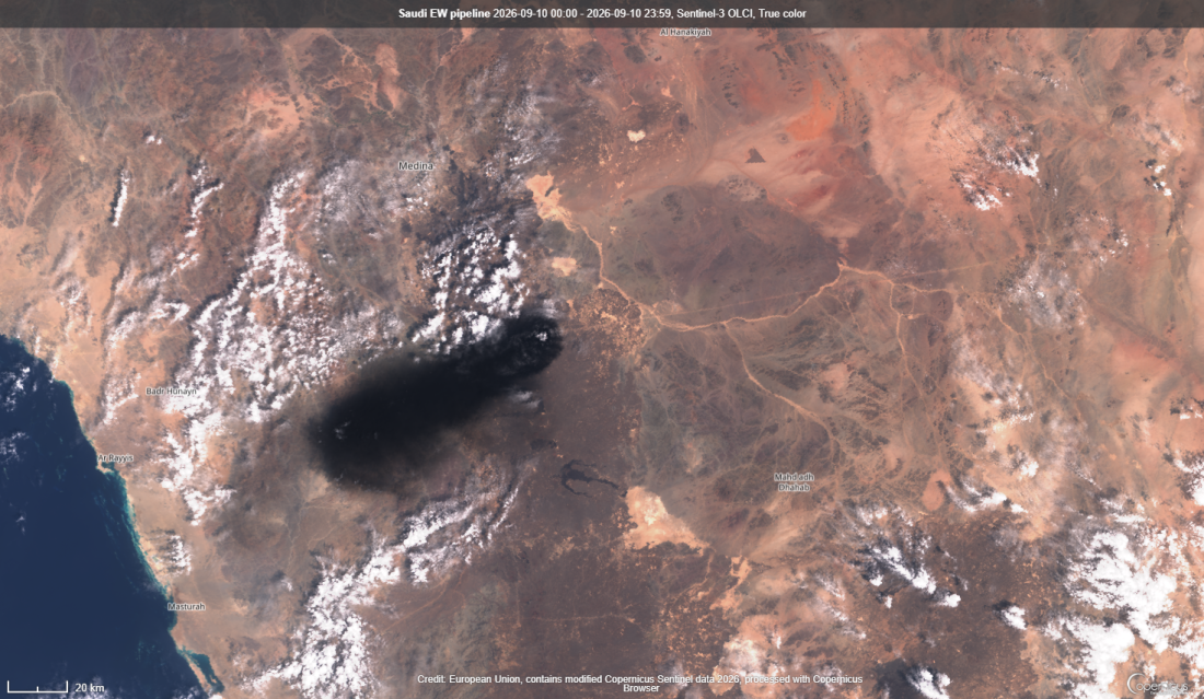 Une image capturée par le programme satellite Copernicus Sentinel-3 de l'Agence spatiale européenne montre un incendie près de l'extrémité ouest d'un pipeline utilisé par l'Arabie saoudite pour transporter du pétrole.