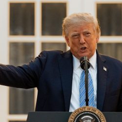 Trump dit qu&rsquo;il bannit CNN, MS NOW et Politico de la Maison Blanche