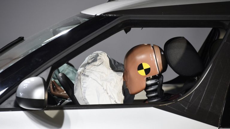 eBay interdit la vente d&rsquo;airbags alors que les inquiétudes concernant les pièces défectueuses ou contrefaites augmentent