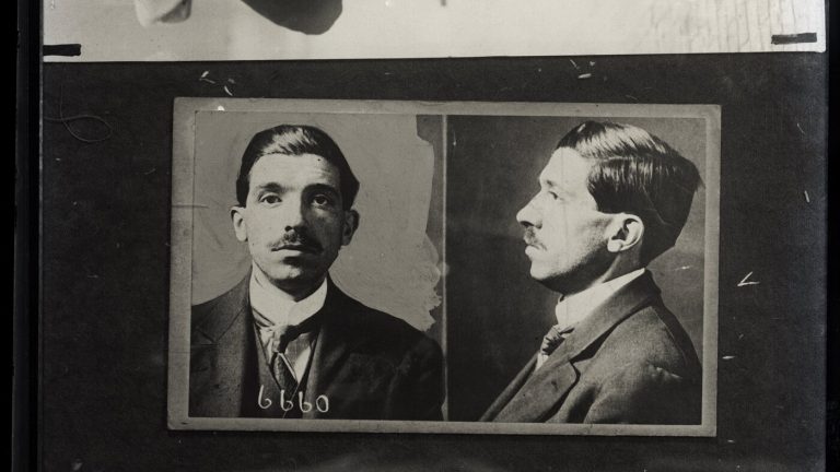 Le stratagème de Charles Ponzi (plus une nouvelle arnaque) : Planet Money : NPR