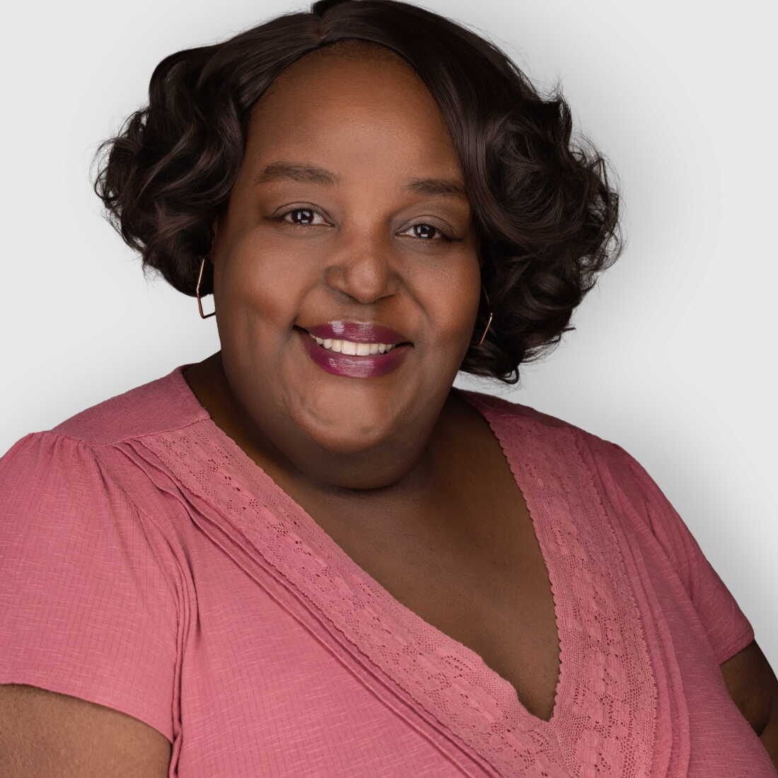 Keke Moore a perdu son emploi d'organisatrice de réunions à Raleigh, en Caroline du Nord, en décembre dernier, et depuis lors, elle a du mal à trouver un nouveau poste. L'État n'offre que 12 semaines d'allocations de chômage.