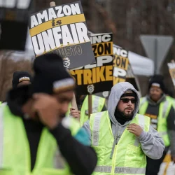 La crainte d&rsquo;une grève chez Amazon et le profilage des travailleurs sur les réseaux sociaux