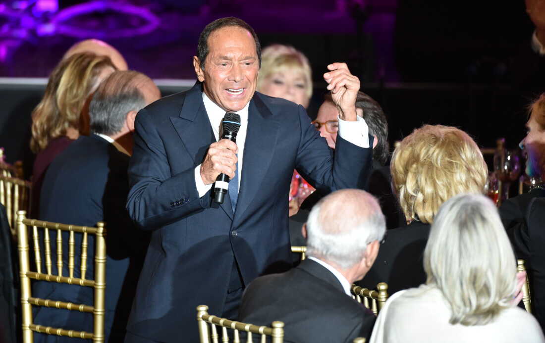 Paul Anka sur scène en 2014