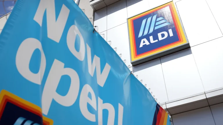 Comment Aldi fait baisser les prix des produits alimentaires : Planet Money : NPR