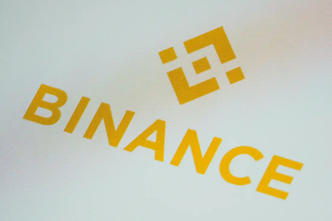 DOSSIER – Le logo Binance est visible sur un smartphone, le 28 février 2023, dans le canton de Marple, en Pennsylvanie.