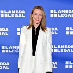 Jennifer Welch ne se retient pas sur Trump, les démocrates ou la division politique
