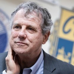 Le Sénat américain est à gagner. Ce démocrate de l’Ohio peut-il reconquérir les votes de la classe ouvrière ?