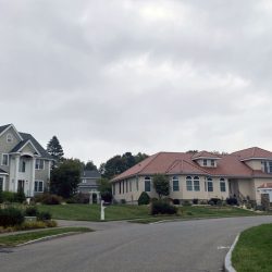 Les électeurs décideront s&rsquo;il faut forcer les villes à construire des logements moins chers et plus petits.