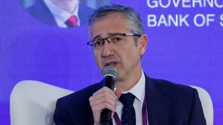 Président de la BRI : l’impact de la guerre en Iran sur l’inflation a été limité