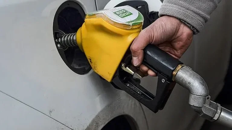 Remise de minuit sur le diesel : nouveau tarif répercuté à la pompe