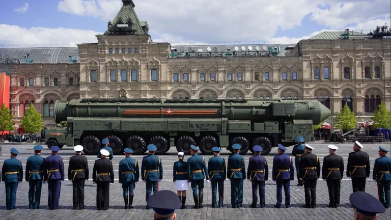 Torpille nucléaire, avion furtif, voici les programmes d&rsquo;armes les plus secrets