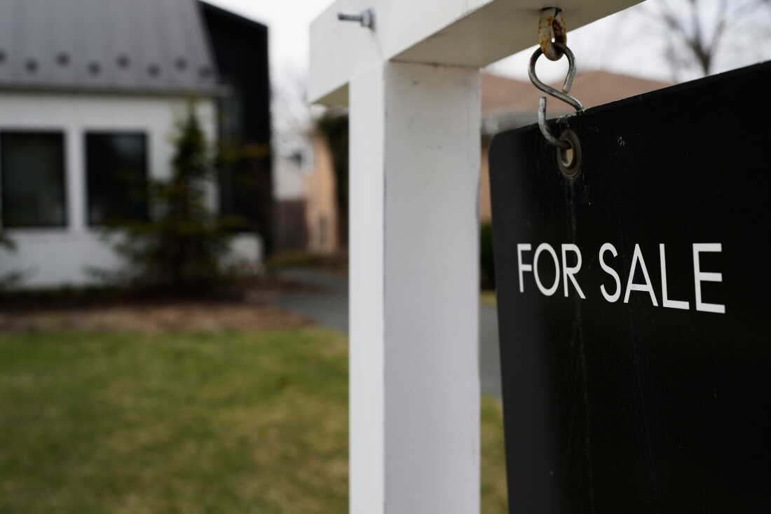 Les taux hypothécaires ont atteint leur plus haut niveau depuis près de trois ans, ce qui rend l’achat d’une maison plus difficile à une époque où les prix de l’immobilier sont déjà élevés.